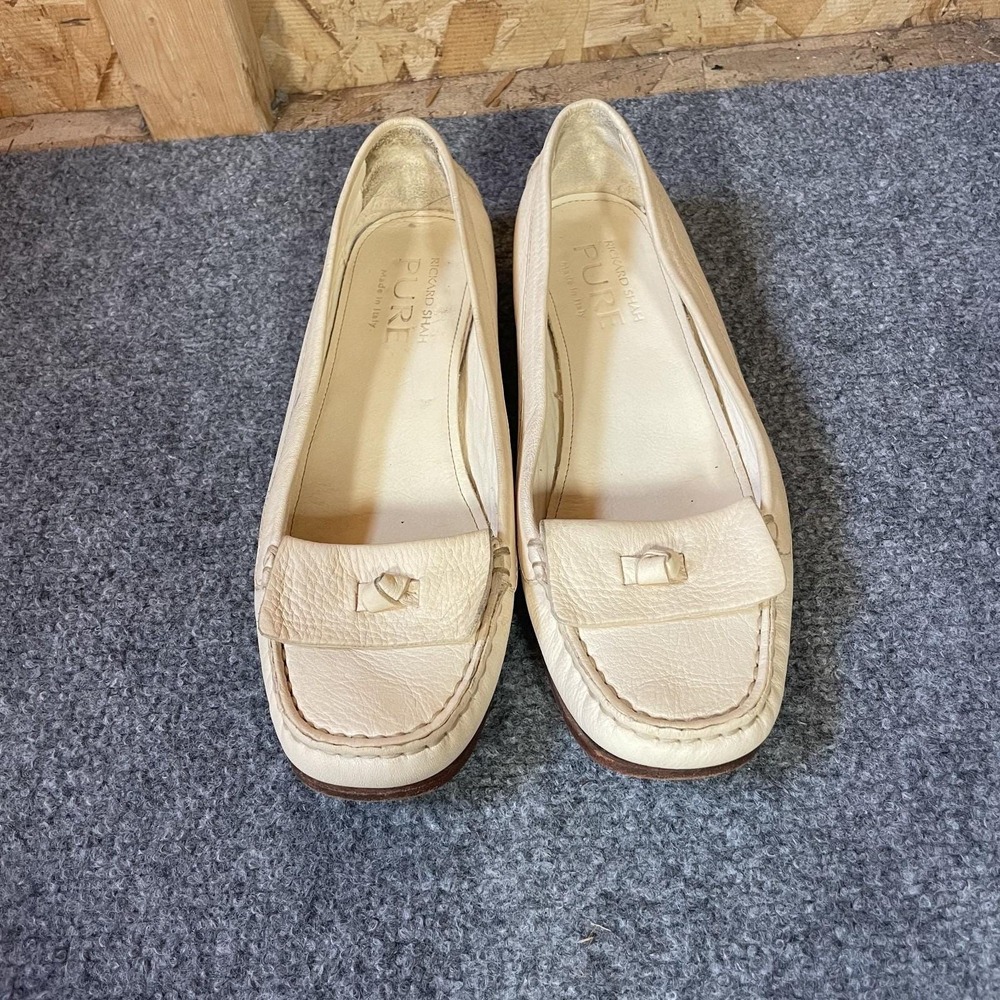 Women's Loafers Size 8.5 Square Toe Butter Yellow Italian Slip On Shoes Preppy - Picture 2 of 12